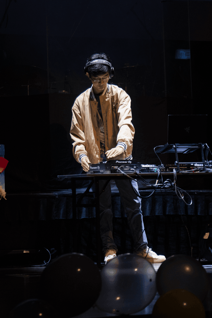 Bon's public Gallery